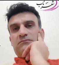 وحید کیاپور( تنها) وحید کیاپور( تنها)