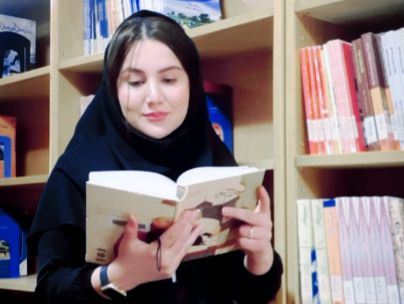 نیلوفر مدیر (نور) نیلوفر مدیر (نور)