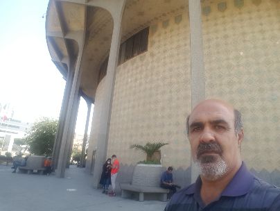 امیر وحدتی        یگانه